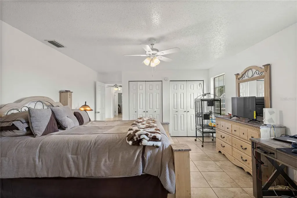 1890 NW 167th Place Trenton FL 32693