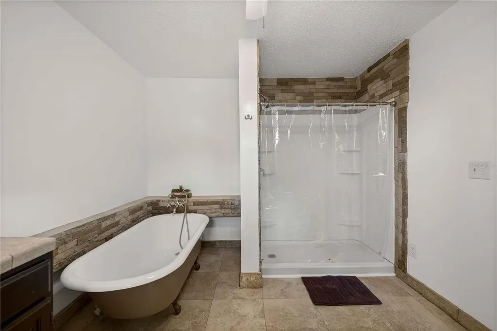 1890 NW 167th Place Trenton FL 32693