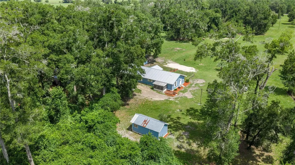 1890 NW 167th Place Trenton FL 32693