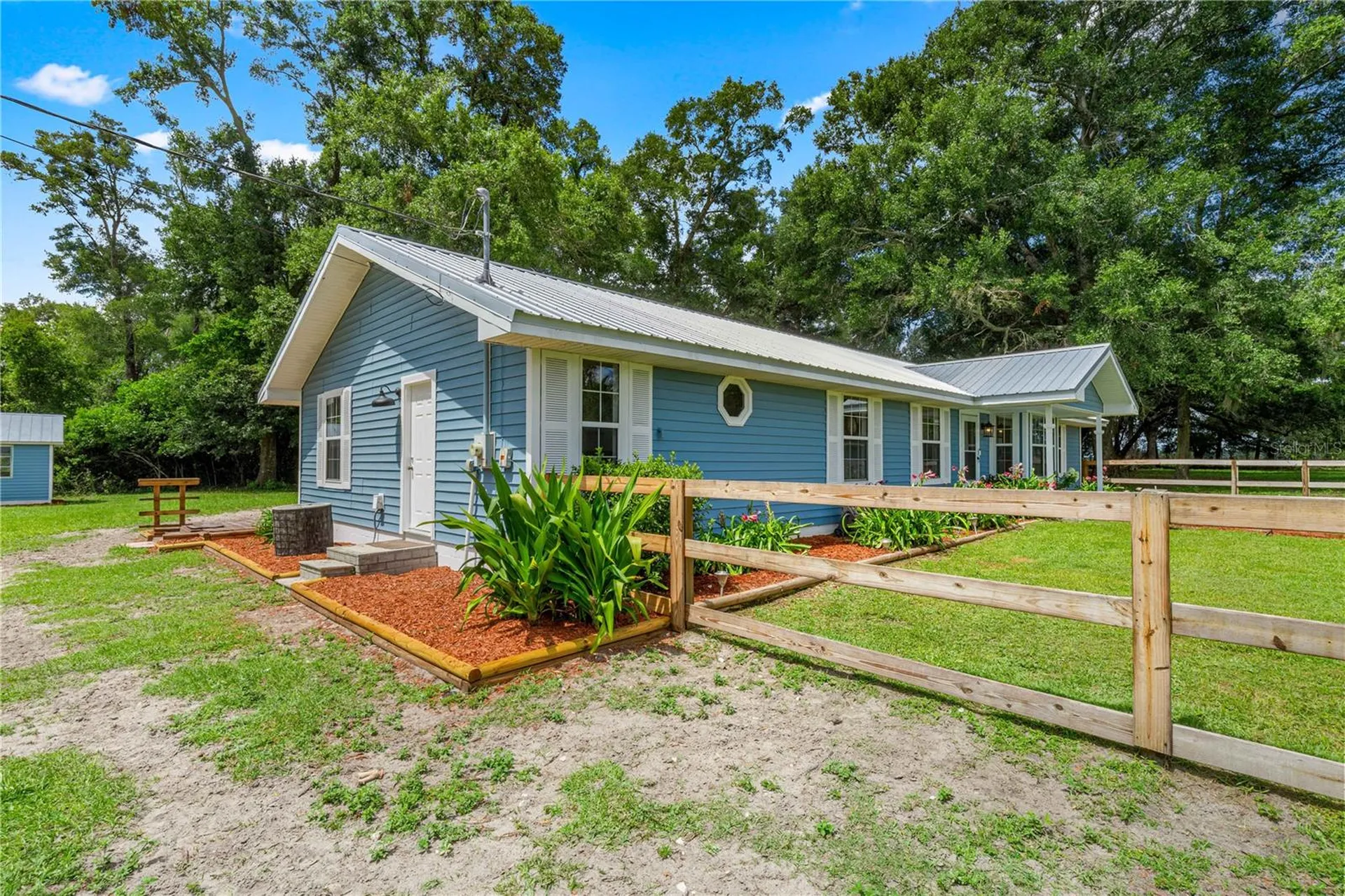 1890 NW 167th Place Trenton FL 32693