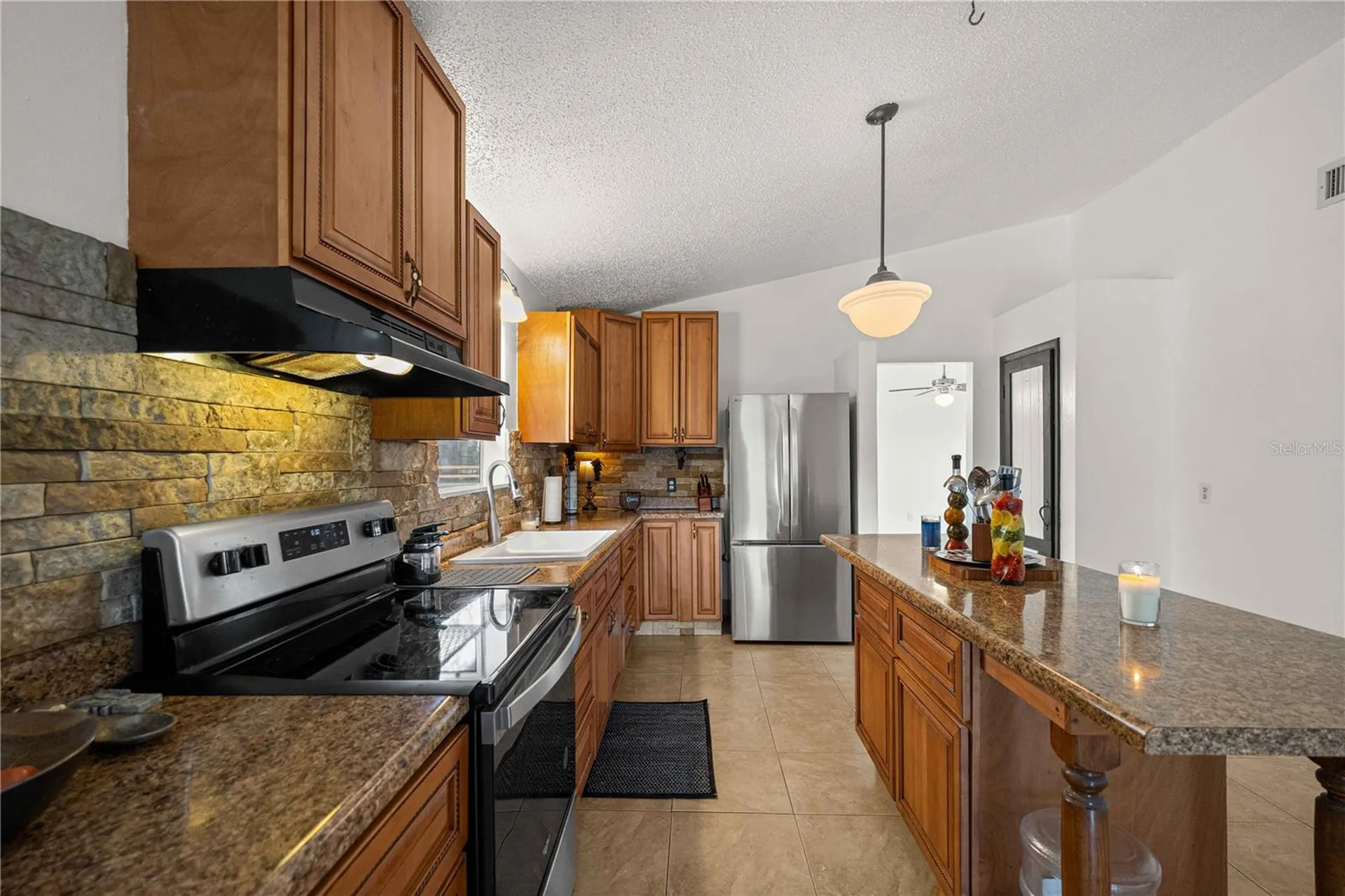 1890 NW 167th Place Trenton FL 32693