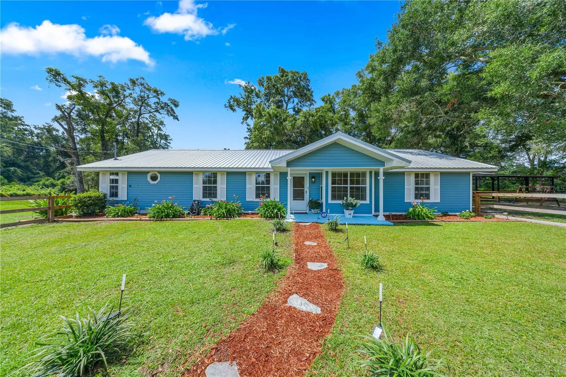 1890 NW 167th Place Trenton FL 32693