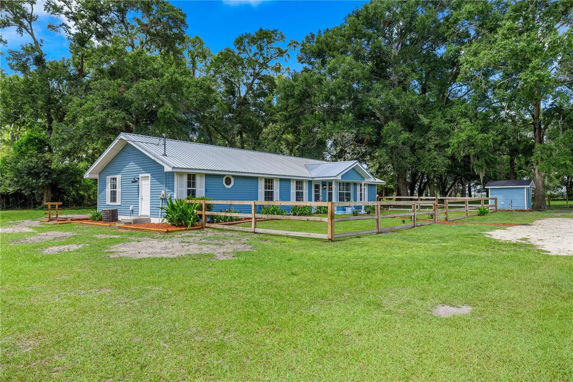 1890 NW 167th Place Trenton FL 32693