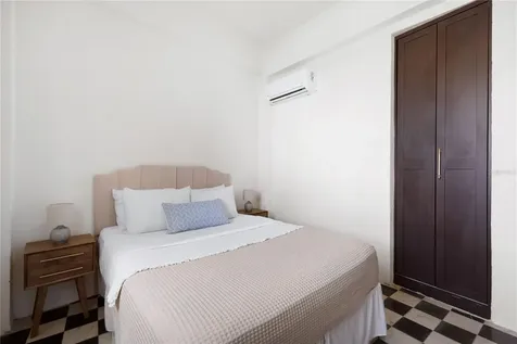 360-362 Fortaleza San Juan PR 00901