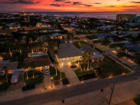 708 Ocean Avenue New Smyrna Beach FL 32169