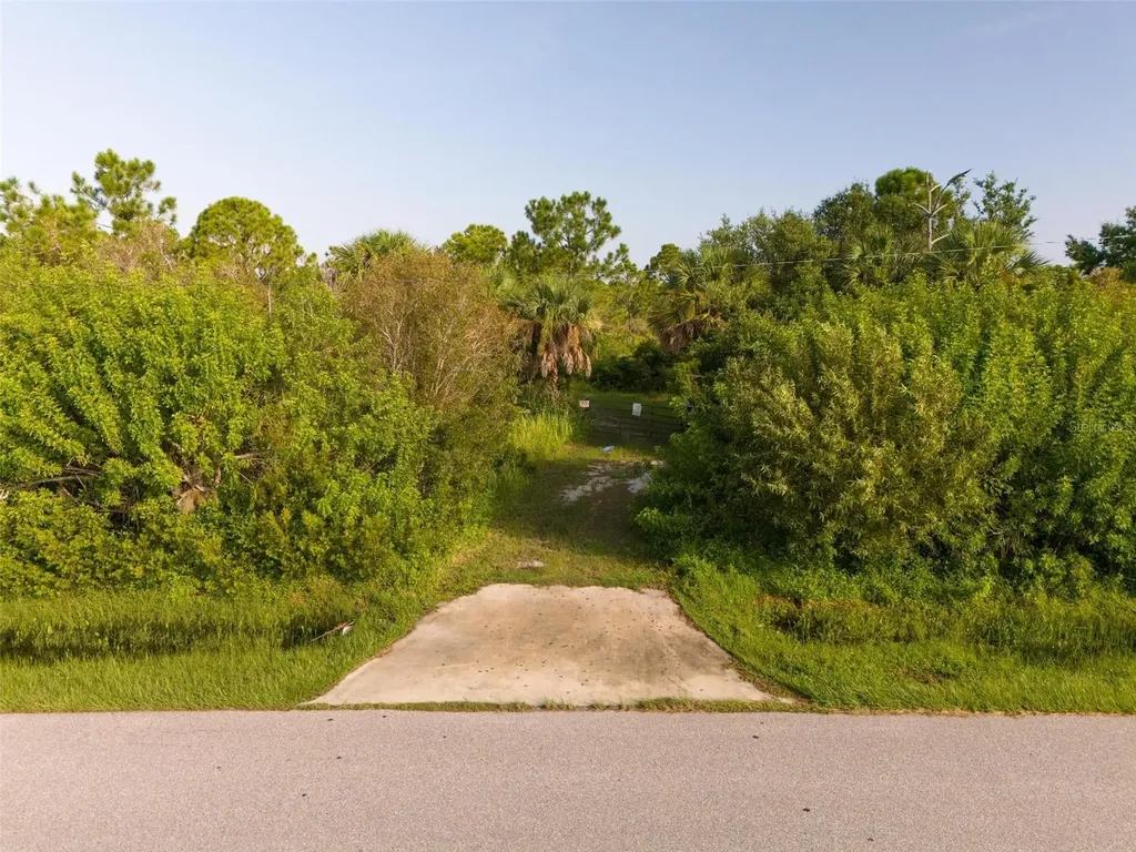 2925 Vance Terrace Port Charlotte FL 33981
