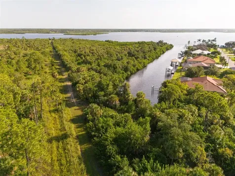 2925 Vance Terrace Port Charlotte FL 33981