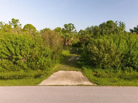 2925 Vance Terrace Port Charlotte FL 33981