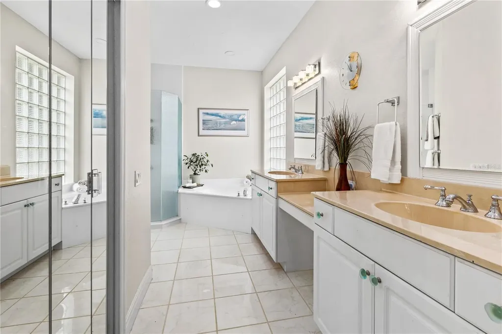 7105 Victoria Circle Bradenton FL 34201