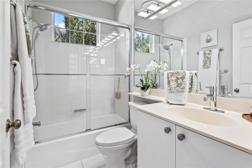 7105 Victoria Circle Bradenton FL 34201