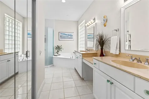7105 Victoria Circle Bradenton FL 34201