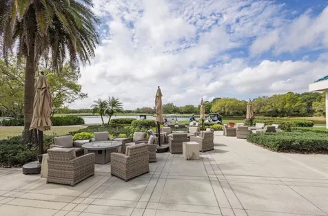 7105 Victoria Circle Bradenton FL 34201
