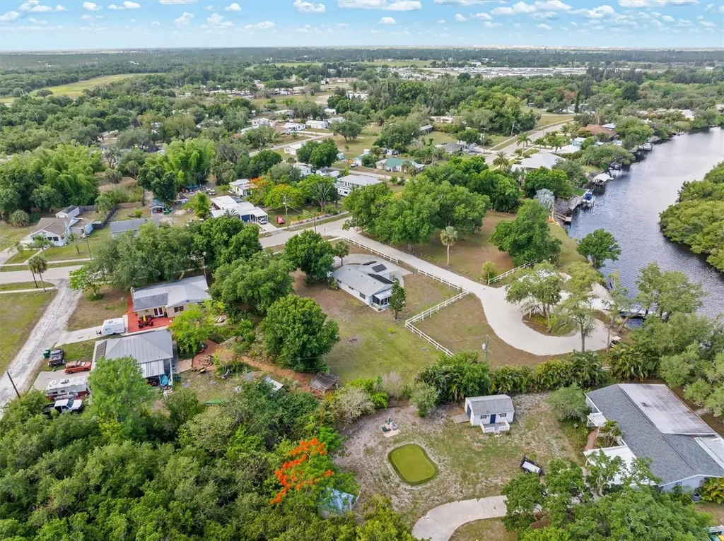 8126 Riverside Drive Punta Gorda FL 33982