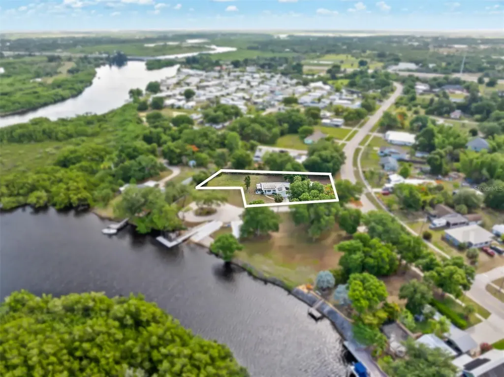 8126 Riverside Drive Punta Gorda FL 33982