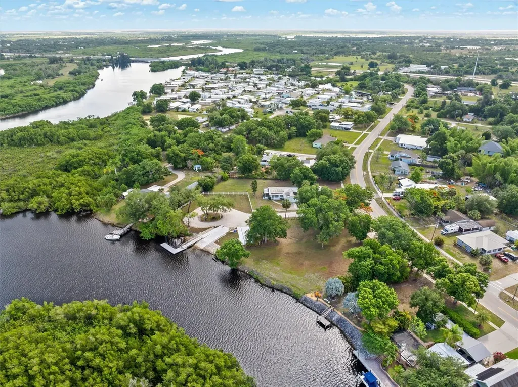 8126 Riverside Drive Punta Gorda FL 33982