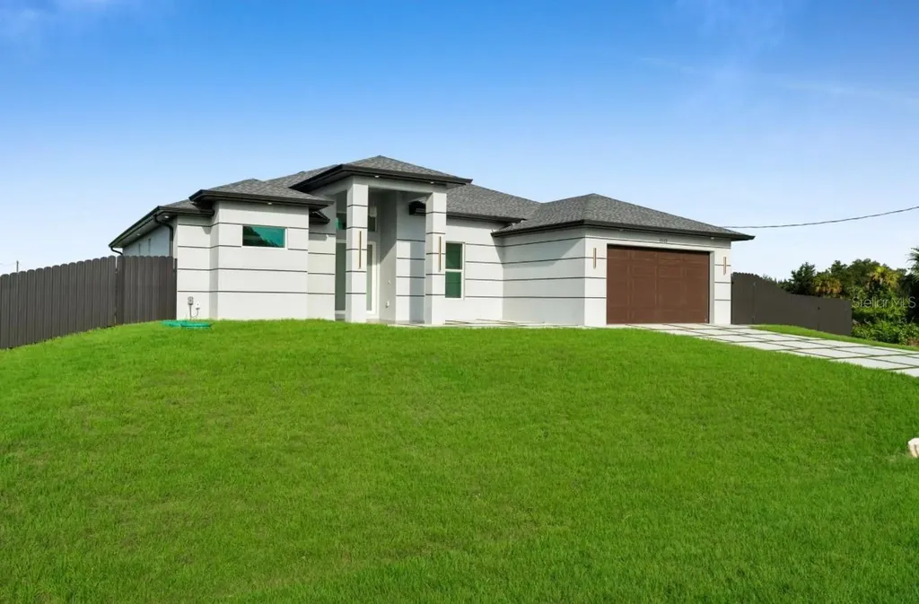 1512 Leroy Avenue Lehigh Acres FL 33972
