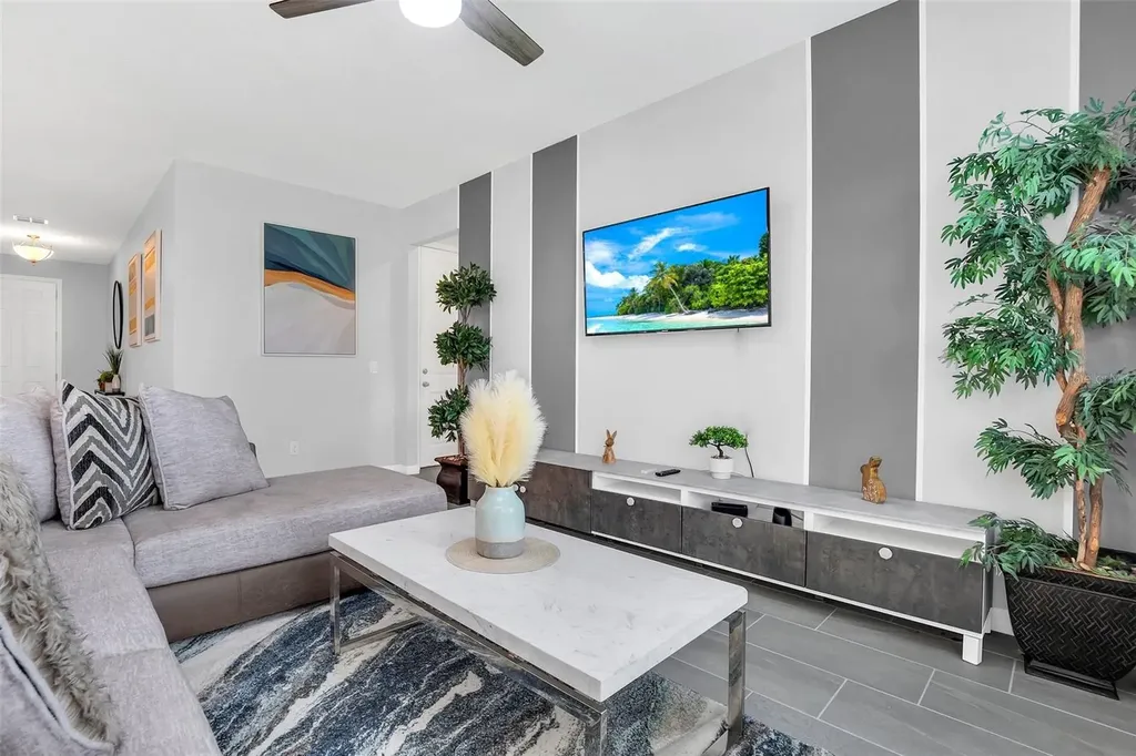 2131 Derwent Drive Davenport FL 33896