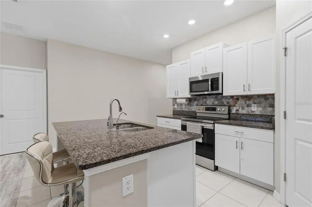 31730 Sun Kettle Loop Wesley Chapel FL 33545