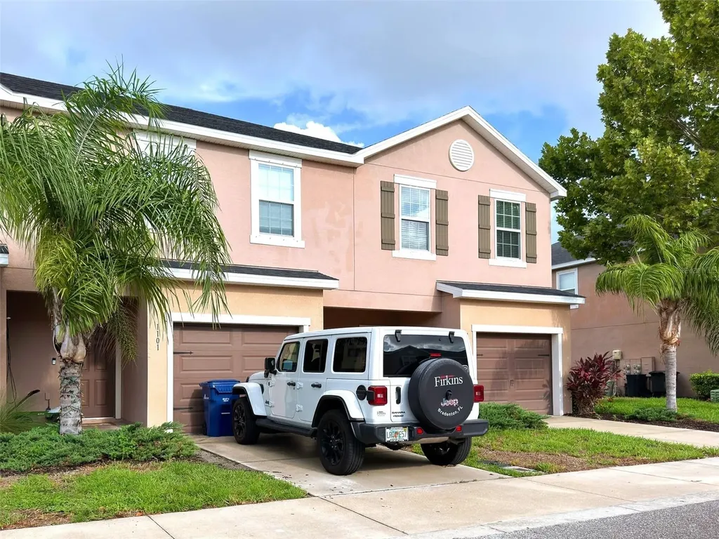 1097 Grantham Drive Sarasota FL 34234