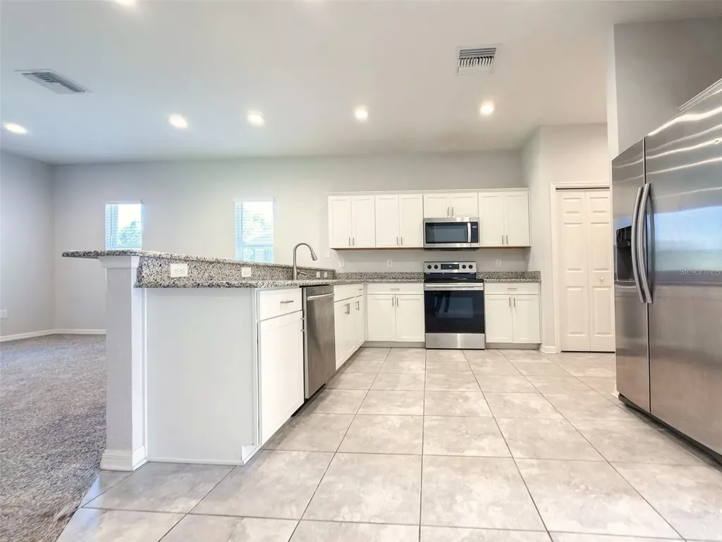 1097 Grantham Drive Sarasota FL 34234