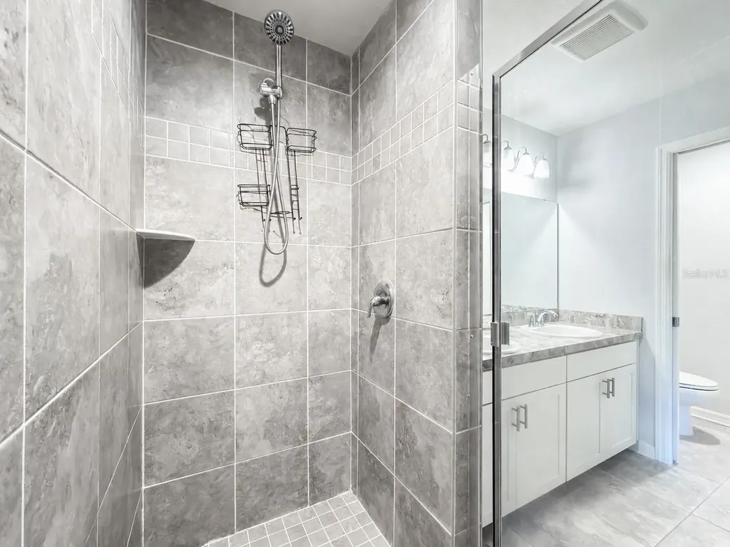 1097 Grantham Drive Sarasota FL 34234
