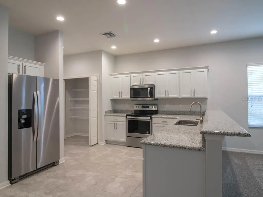 1097 Grantham Drive Sarasota FL 34234