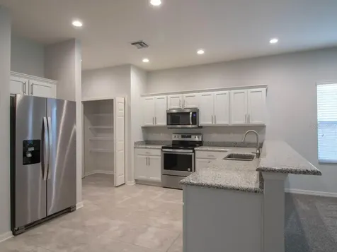 1097 Grantham Drive Sarasota FL 34234