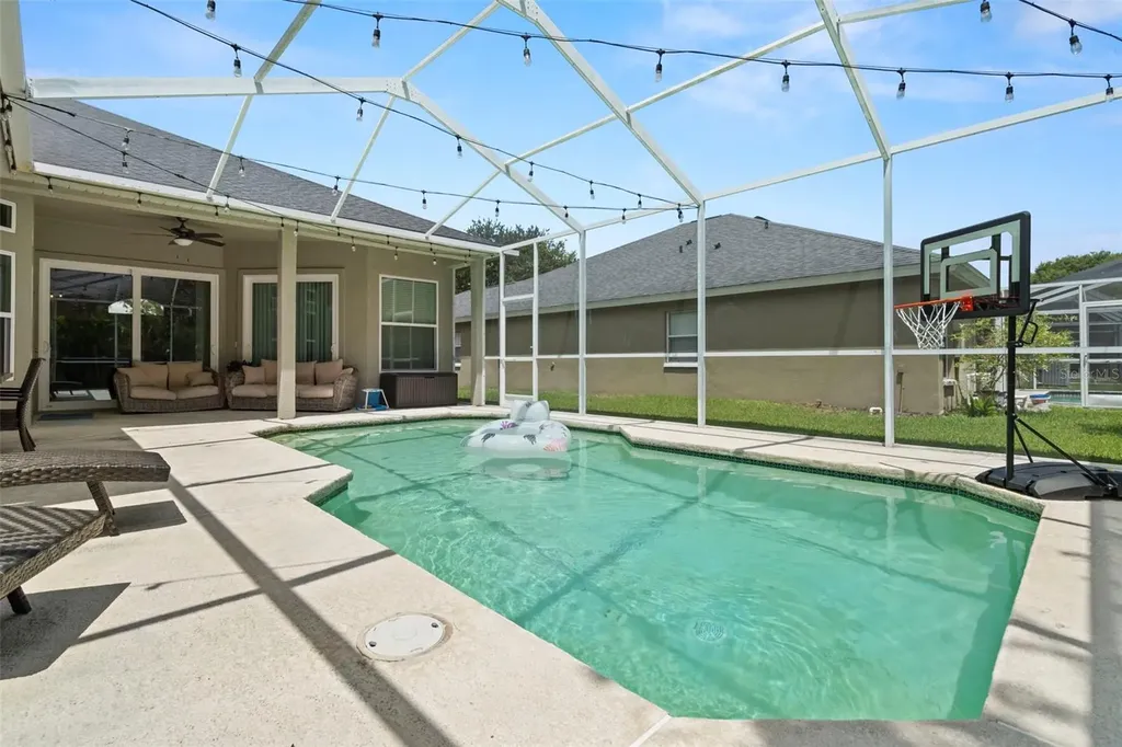 10516 Rochester Way Tampa FL 33626