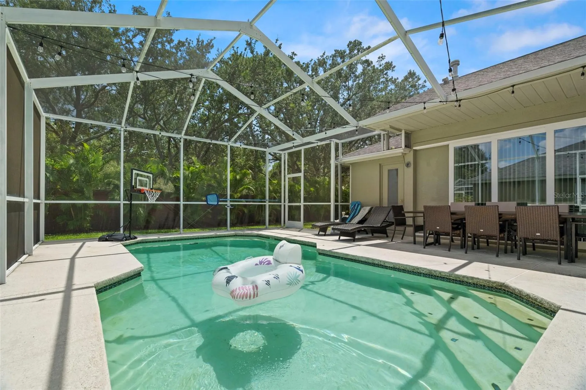 10516 Rochester Way Tampa FL 33626