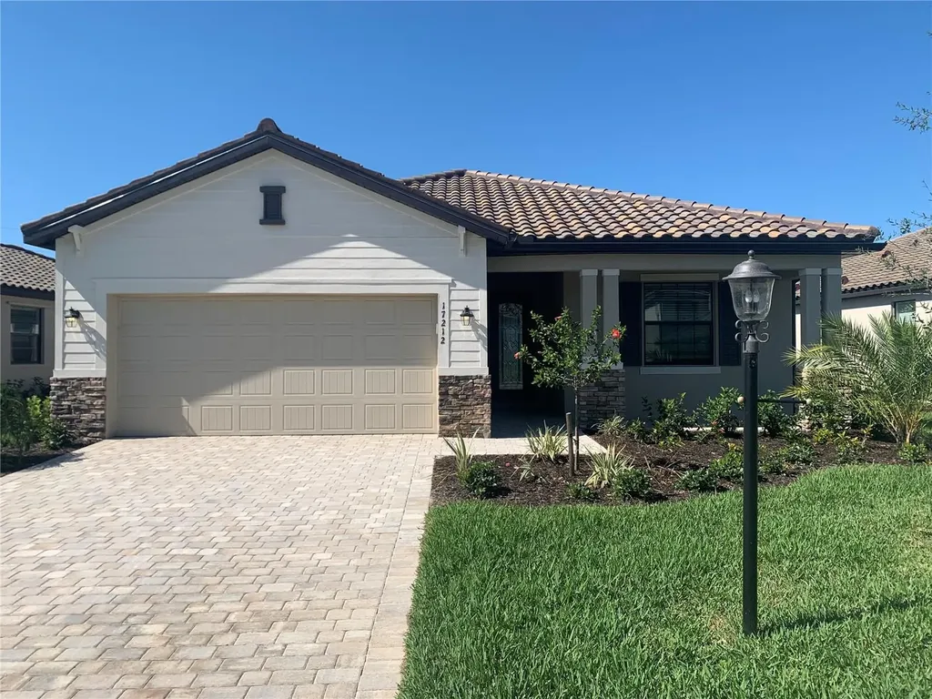 17212 Blue Ridge Place Bradenton FL 34211