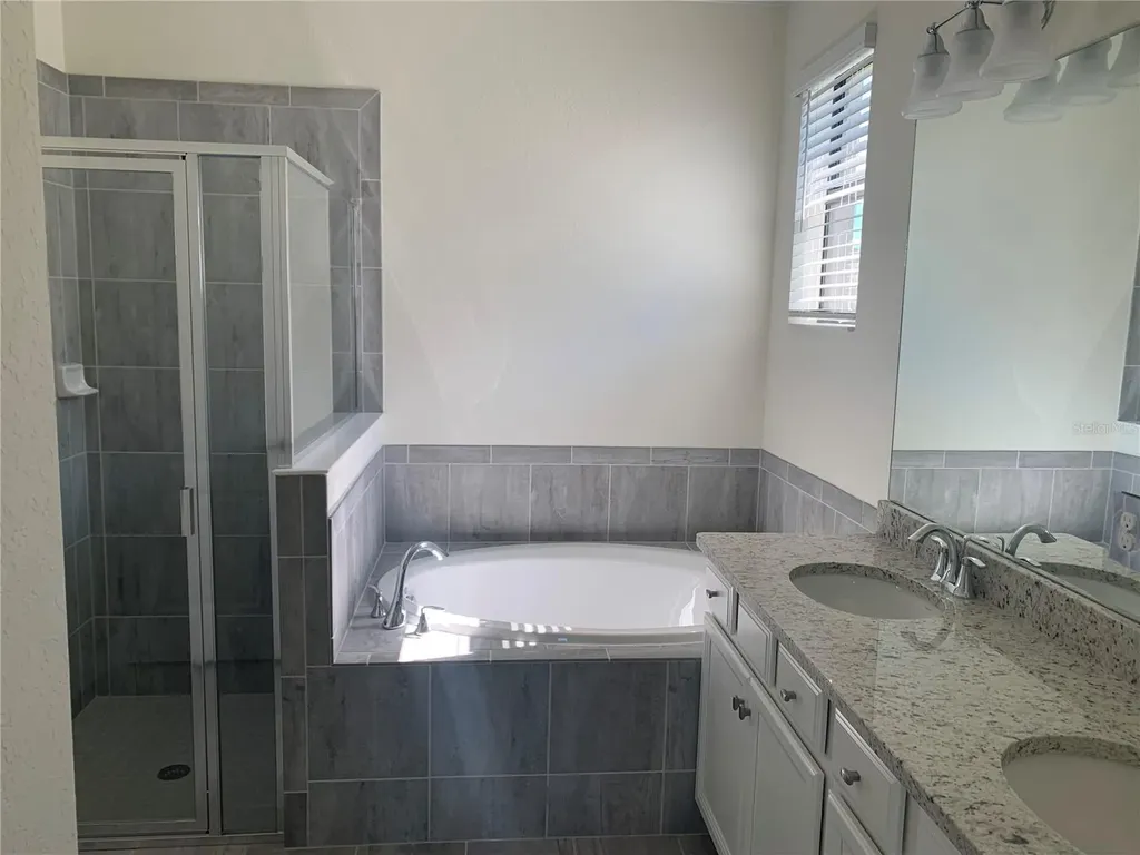 17212 Blue Ridge Place Bradenton FL 34211