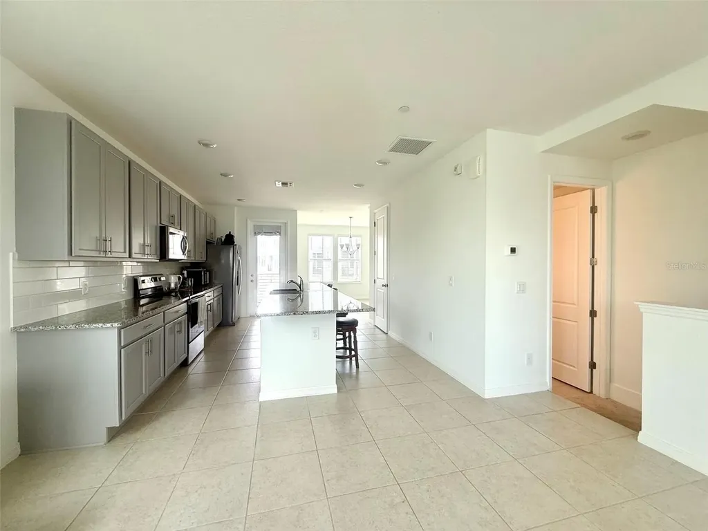 8618 Warburg Alley Orlando FL 32827