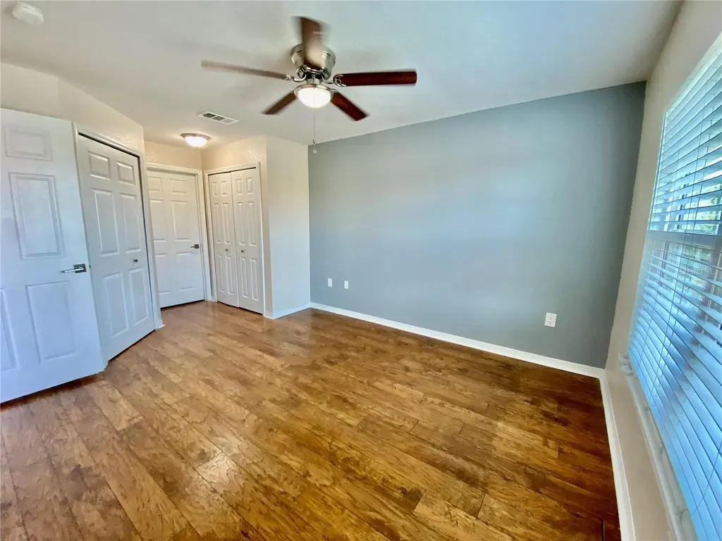 5467 Vineland Road Orlando FL 32811