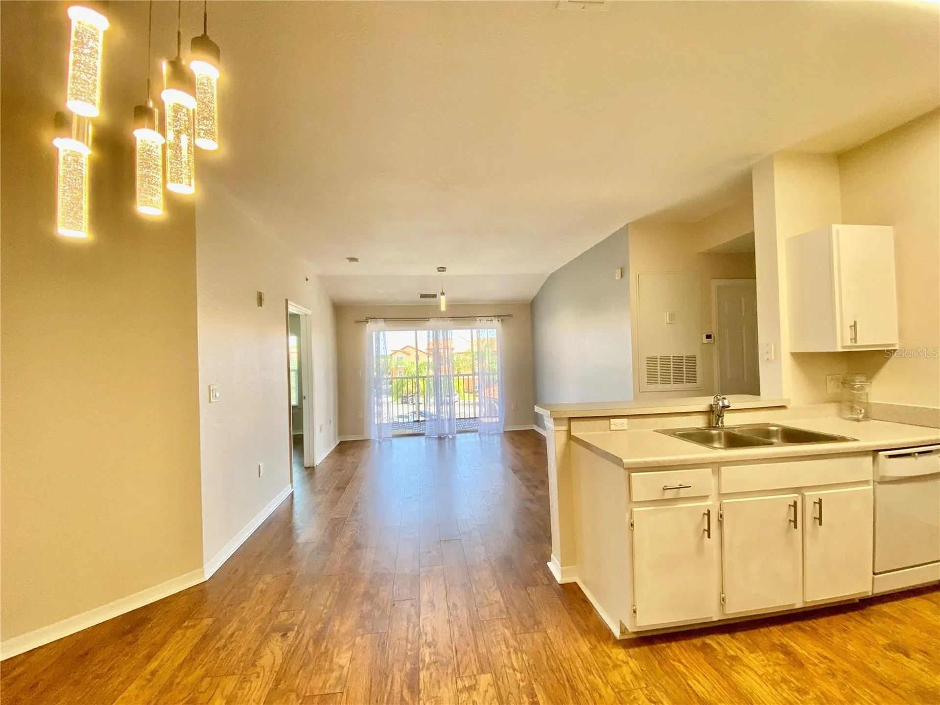 5467 Vineland Road Orlando FL 32811
