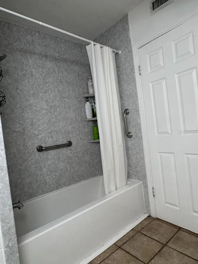 210 Baker Avenue Clearwater FL 33755