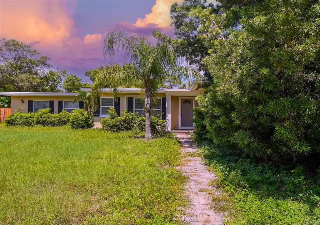 210 Baker Avenue Clearwater FL 33755