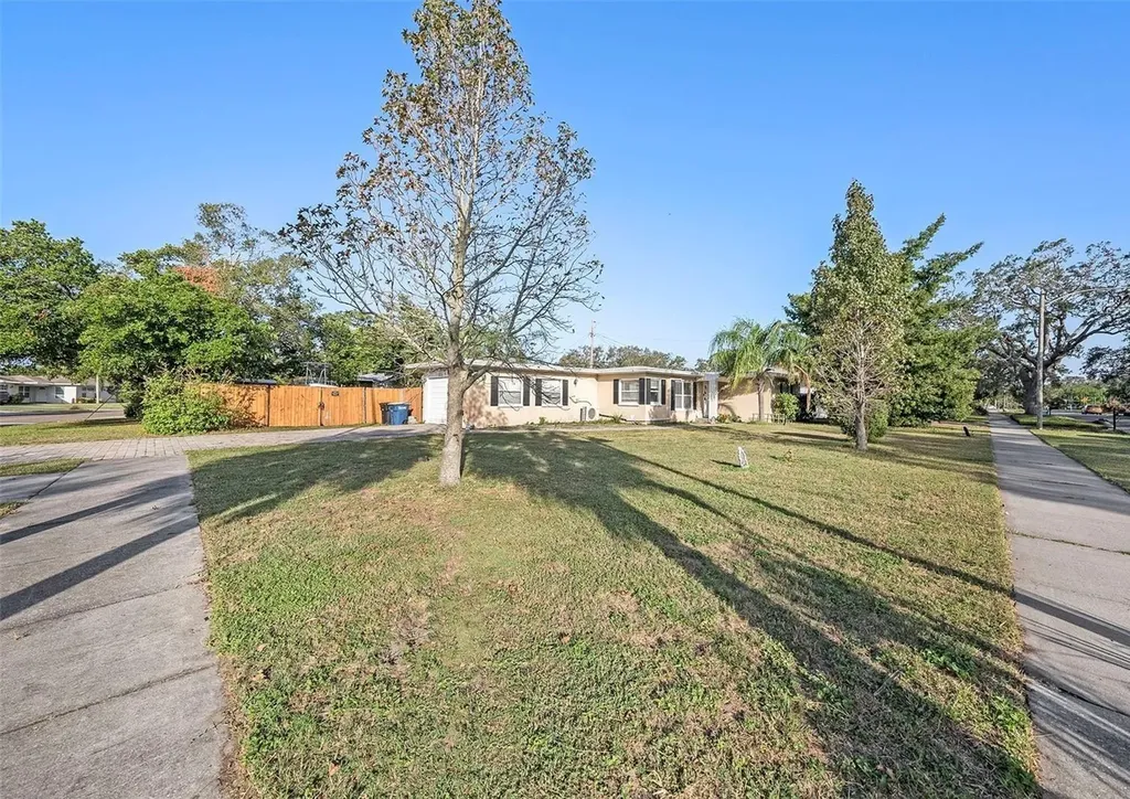 210 Baker Avenue Clearwater FL 33755