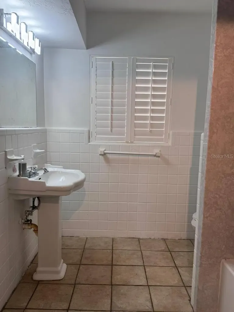 210 Baker Avenue Clearwater FL 33755