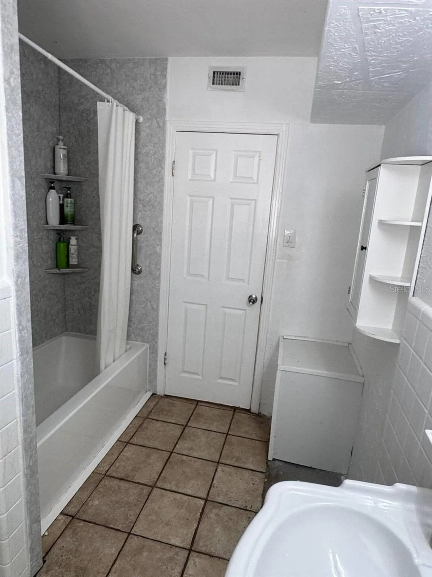 210 Baker Avenue Clearwater FL 33755