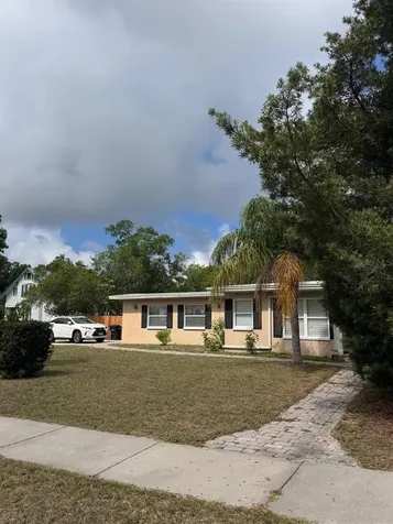210 Baker Avenue Clearwater FL 33755