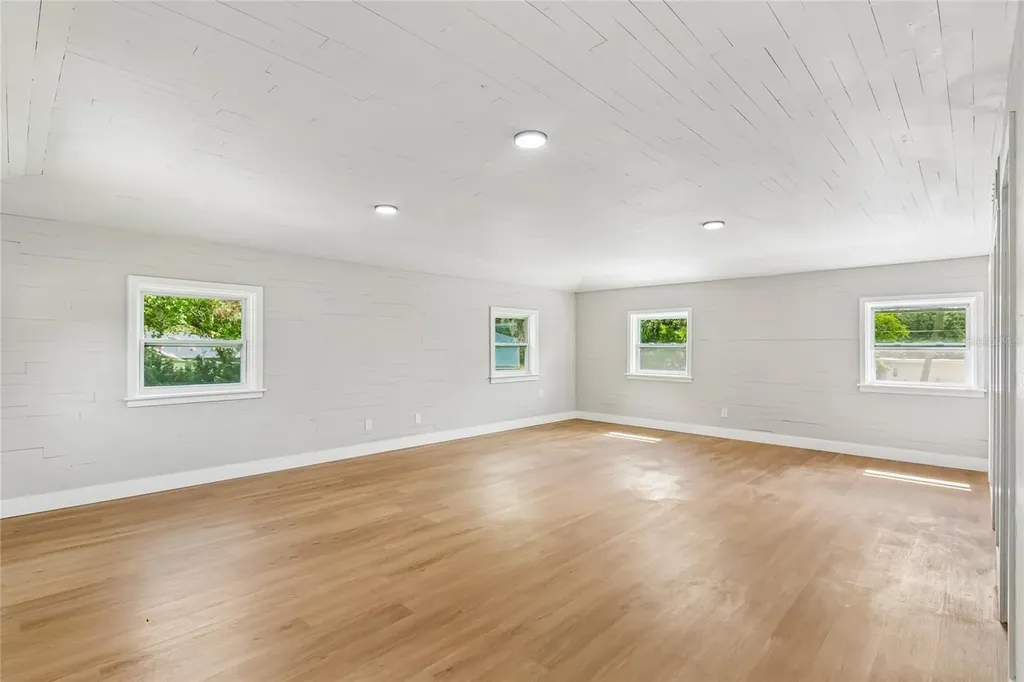 400 Plumosa Drive Sanford FL 32771
