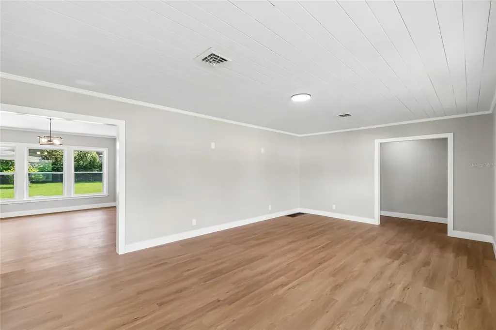 400 Plumosa Drive Sanford FL 32771