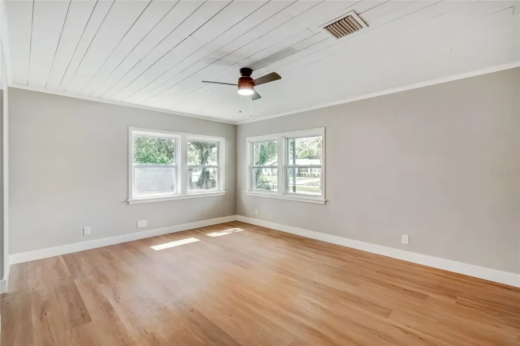 400 Plumosa Drive Sanford FL 32771