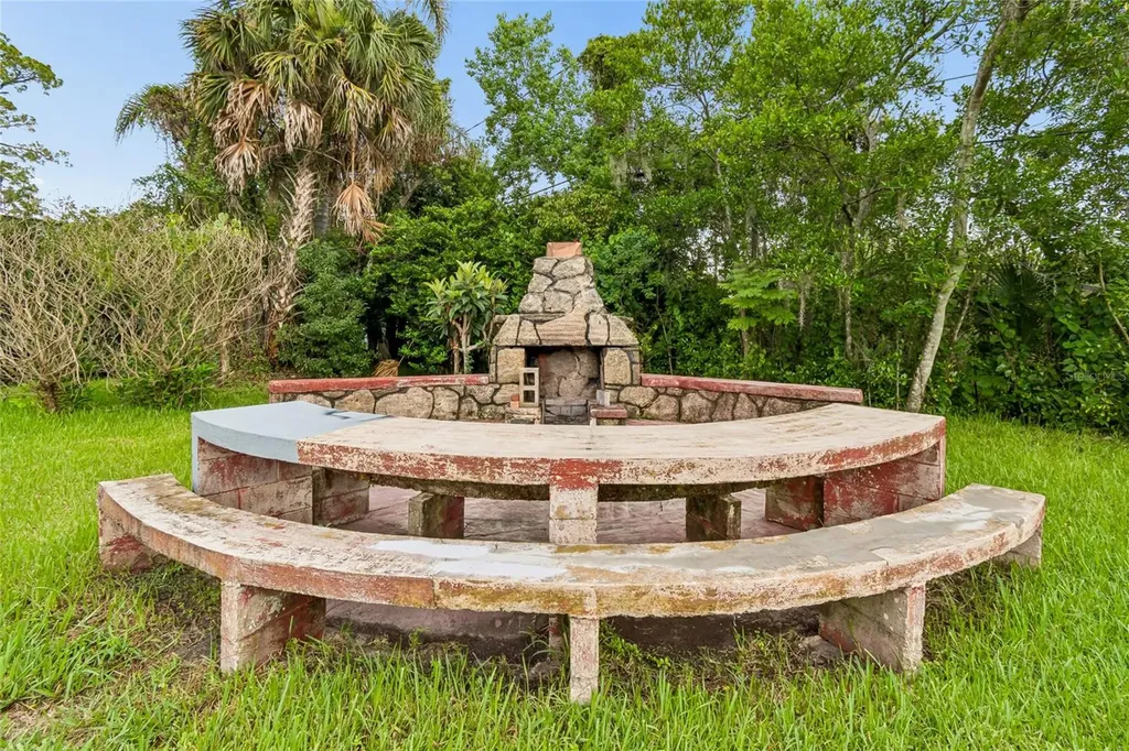 400 Plumosa Drive Sanford FL 32771