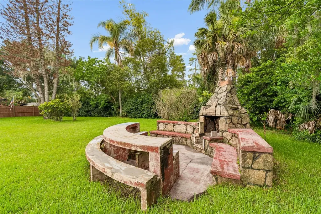 400 Plumosa Drive Sanford FL 32771