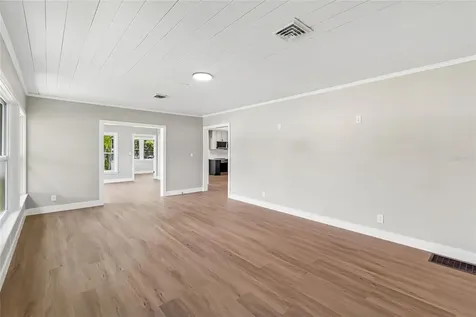 400 Plumosa Drive Sanford FL 32771