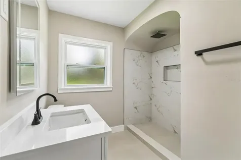 400 Plumosa Drive Sanford FL 32771