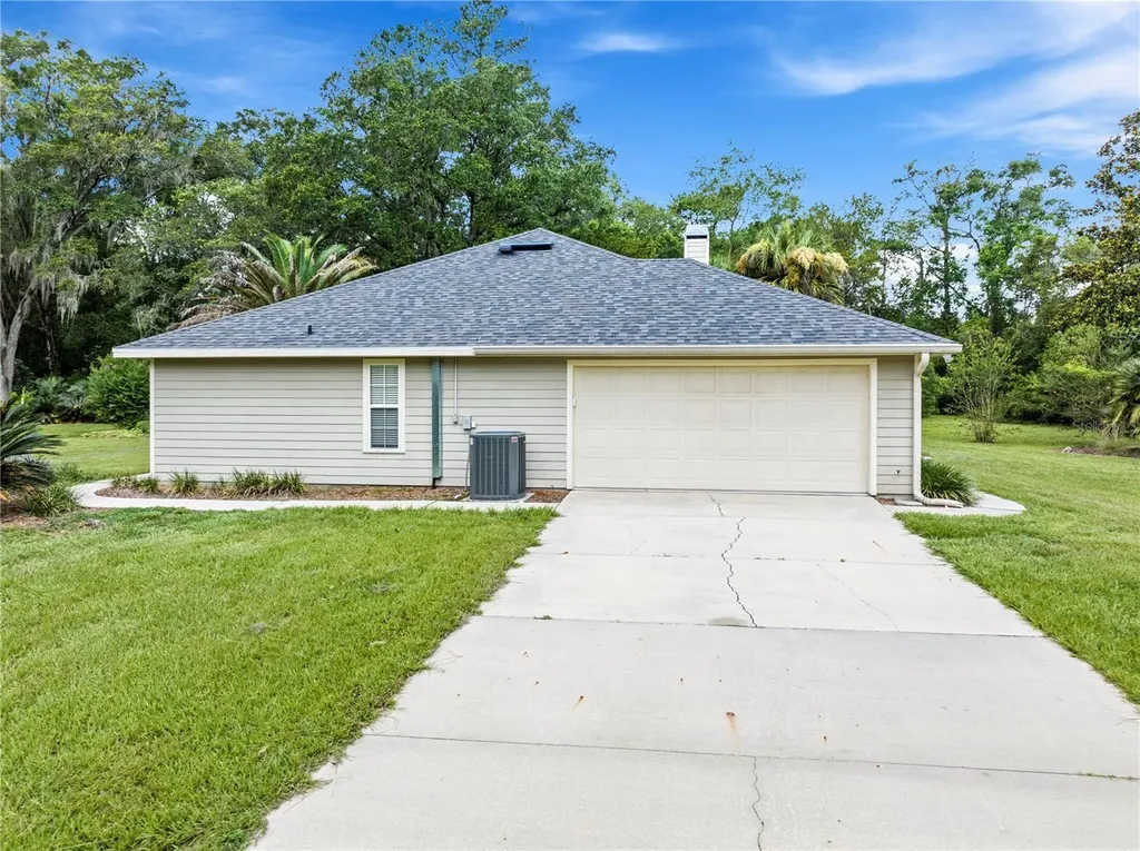 16603 SW 15th Avenue Newberry FL 32669