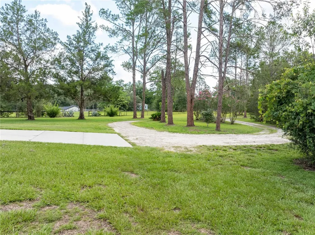 16603 SW 15th Avenue Newberry FL 32669