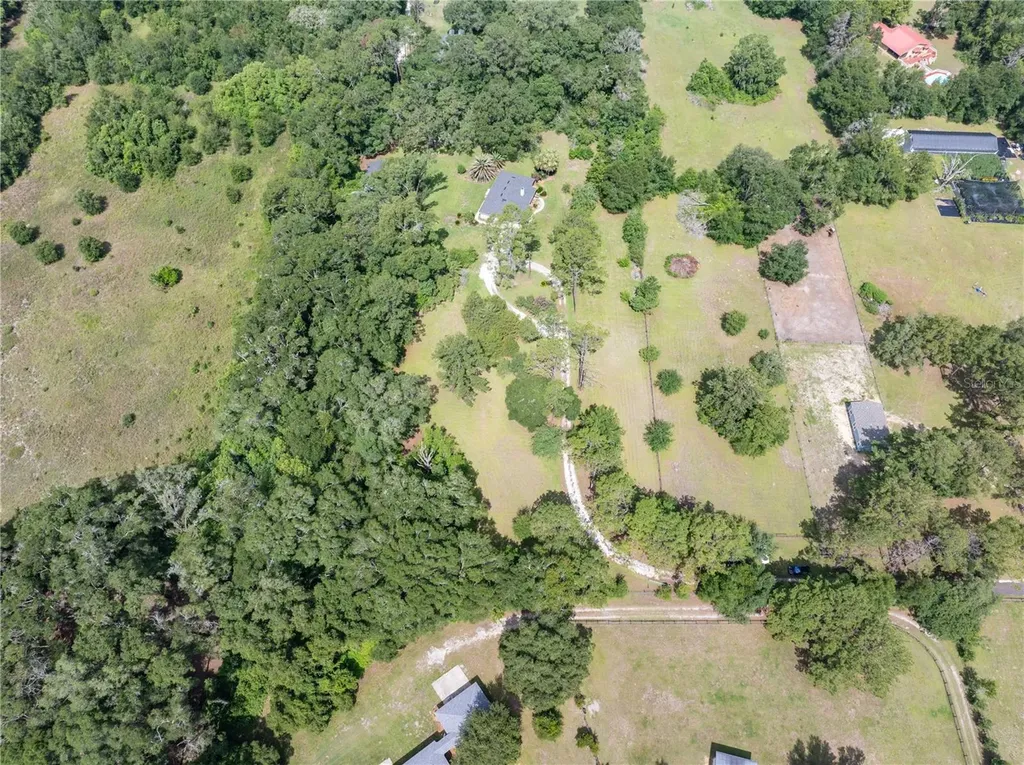 16603 SW 15th Avenue Newberry FL 32669